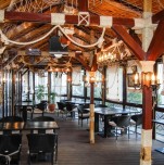 Бар «Custo LoungeBar»